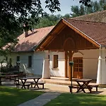Hotel Gereby Kuria Es Lovasudvar