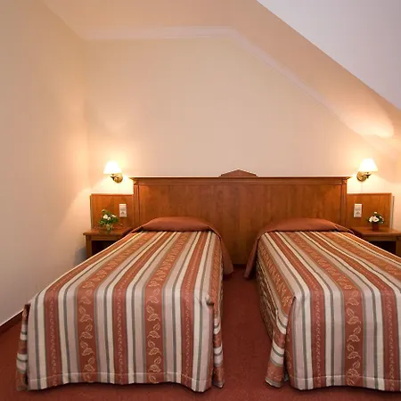 Gereby Kuria Es Lovasudvar Hotel