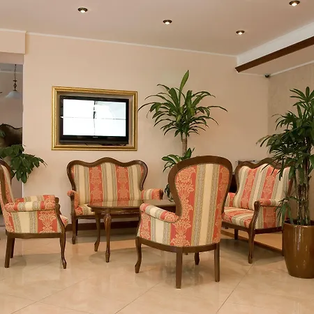 Gereby Kuria Es Lovasudvar לאיושמיז'ה