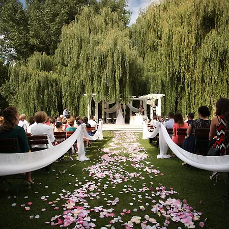 מלון Gereby Kuria Es Lovasudvar לאיושמיז'ה