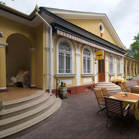 Gereby Kuria Es Lovasudvar Hotel