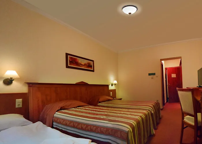 Hotell Gereby Kuria Es Lovasudvar Lajosmizse