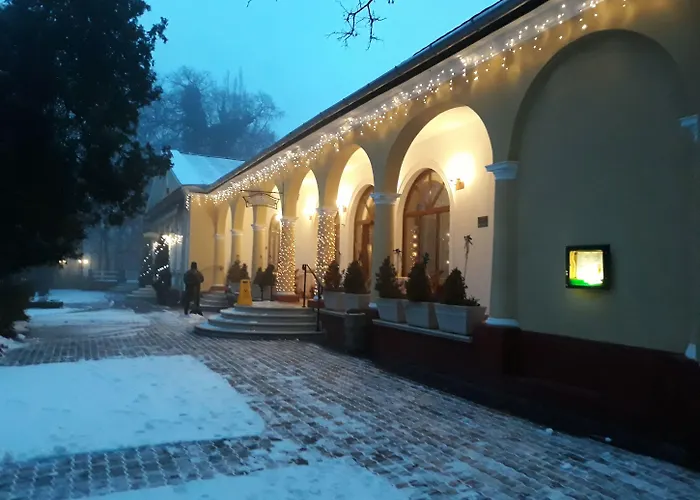 Hotel Gereby Kuria Es Lovasudvar Lajosmizse