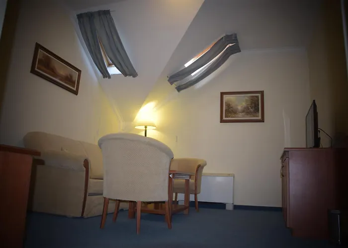 Gereby Kuria Es Lovasudvar Hotell